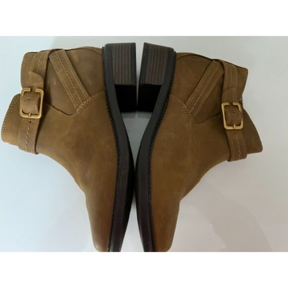 Clarks Collection Maye Strap Leather ankle boot. Size 6.5. - Picture 6 of 10